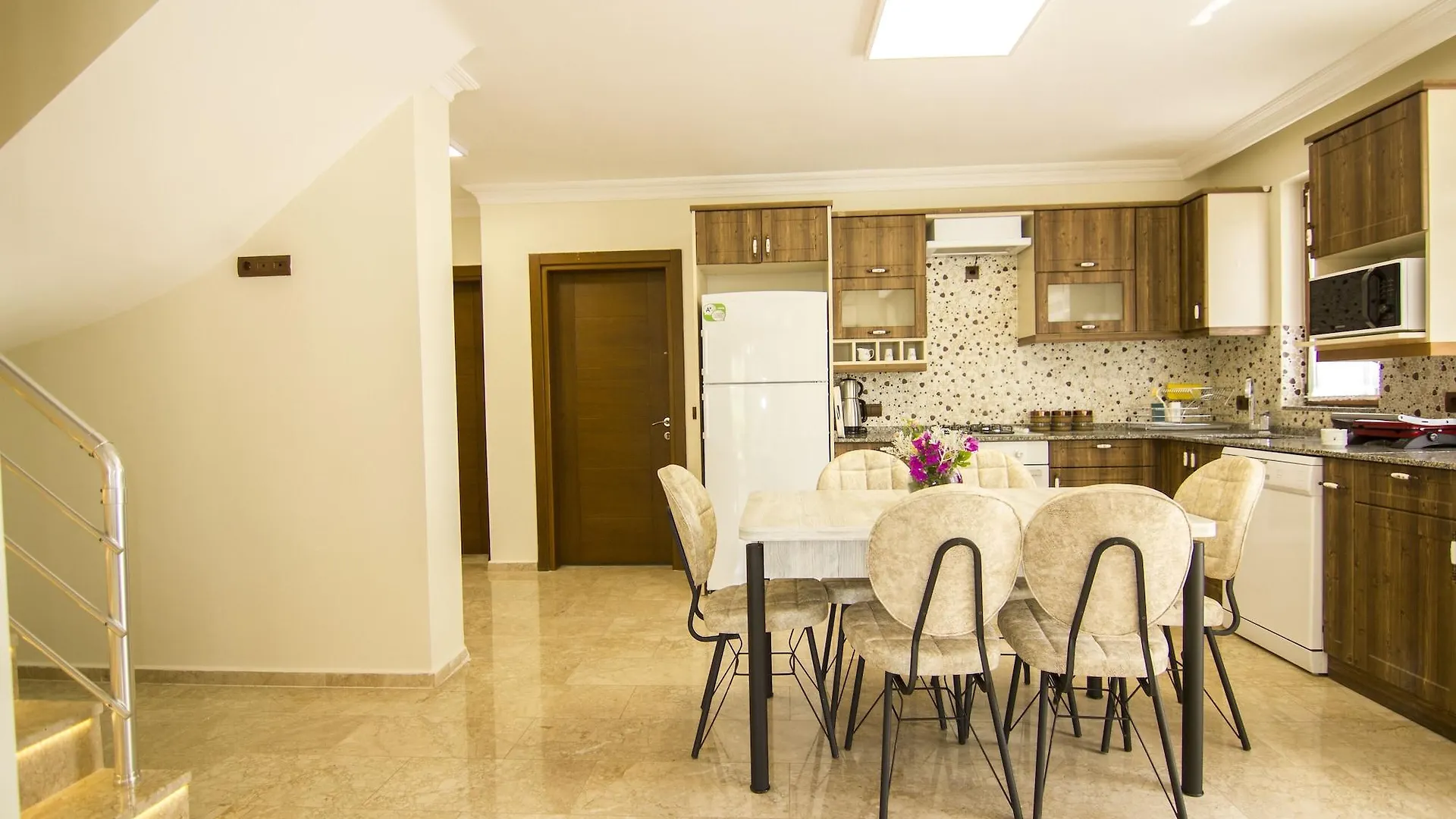 Lydia Villa Fethiye 3*,
